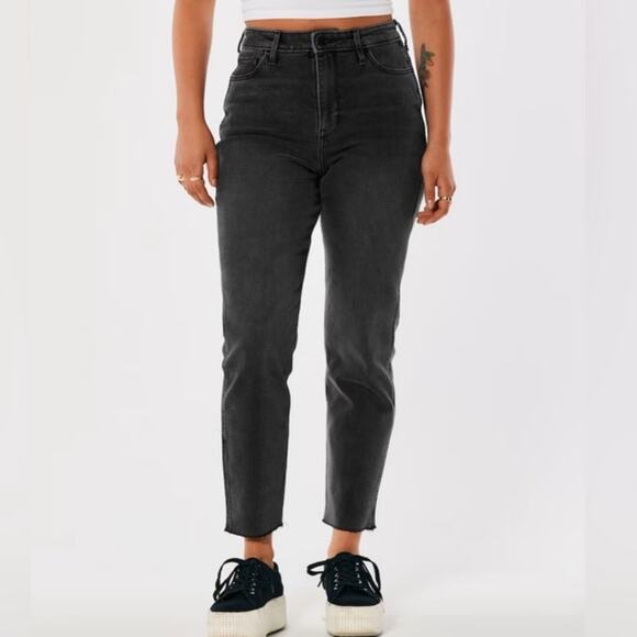 Hollister Ultra High Rise Mom Jeans Washed Black Size 3R - Picture 2 of 14